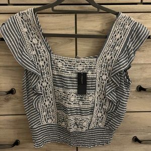 American Eagle blue shirt size small never worn with tag